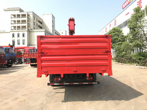 重汽隨車吊在哪里購買？湖南飛濤隨車吊與清障車全解析